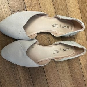 Toms  tan flats